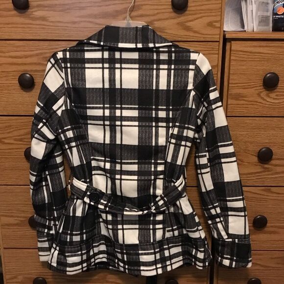 Plaid Juniors Jacket - Black and White - Picture 2 of 3